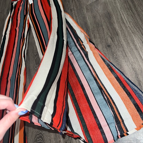 olivaceous flowy pants NWT - Picture 3 of 3